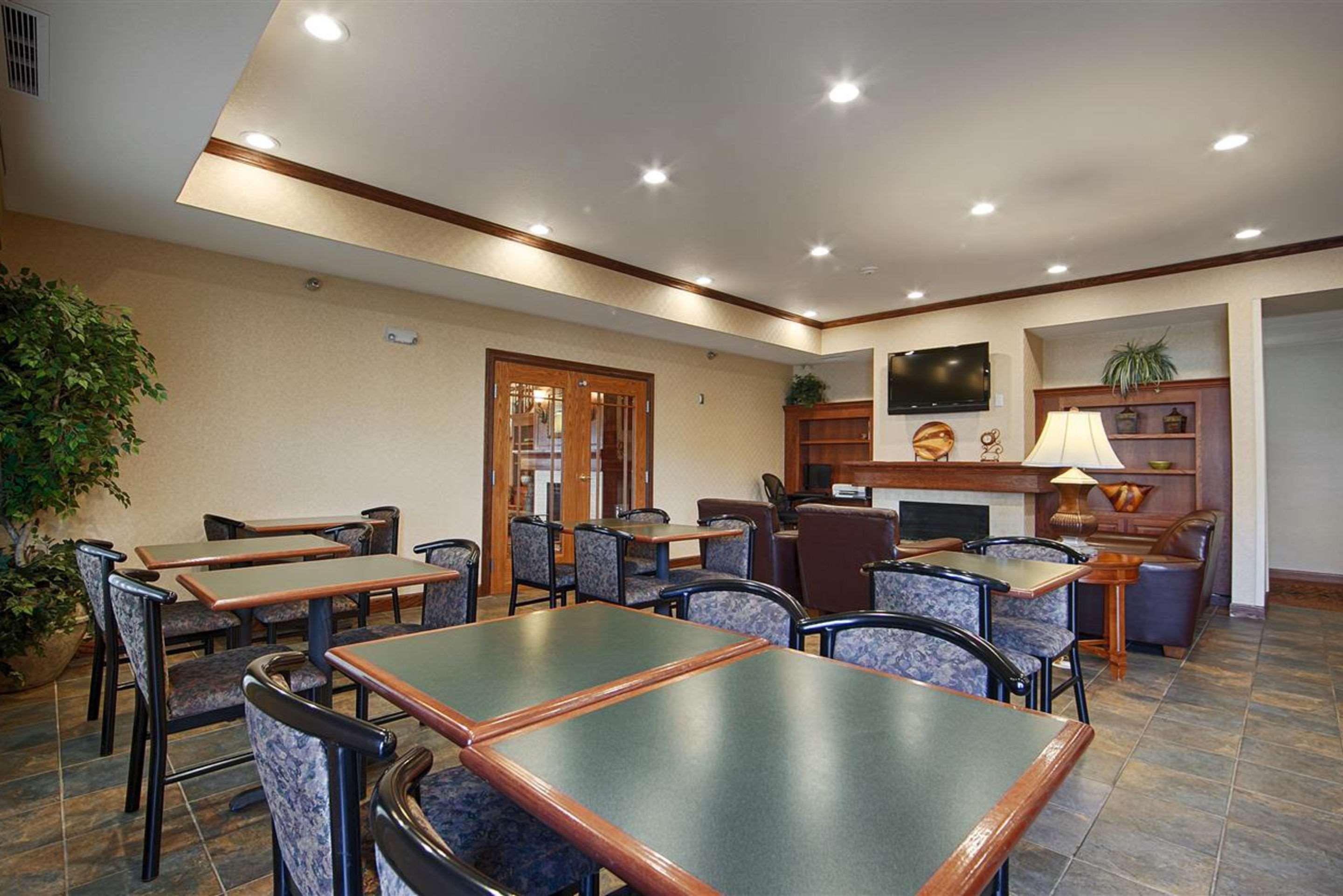 Heritage Hotel And Suites Дикинсън Екстериор снимка