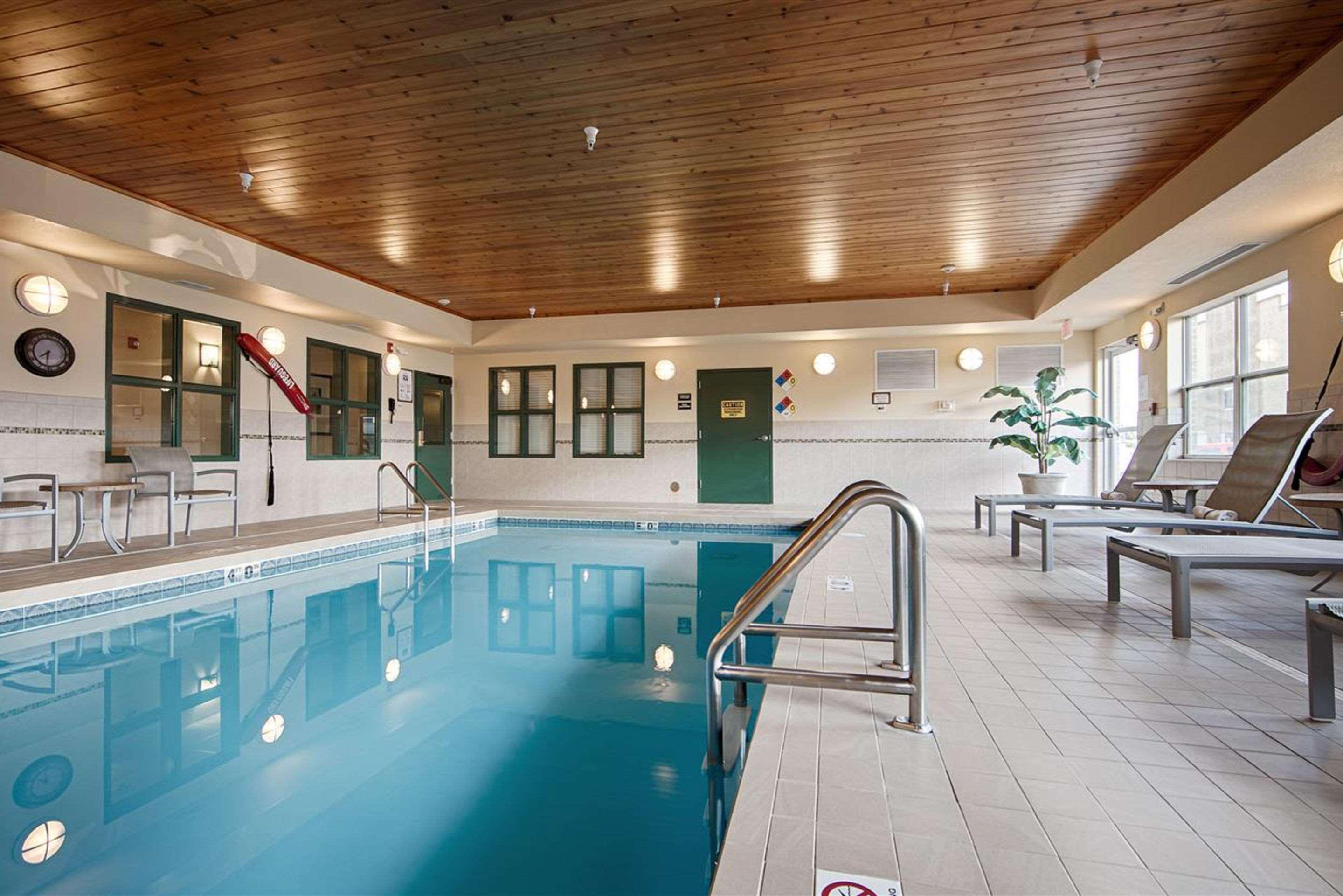 Heritage Hotel And Suites Дикинсън Екстериор снимка