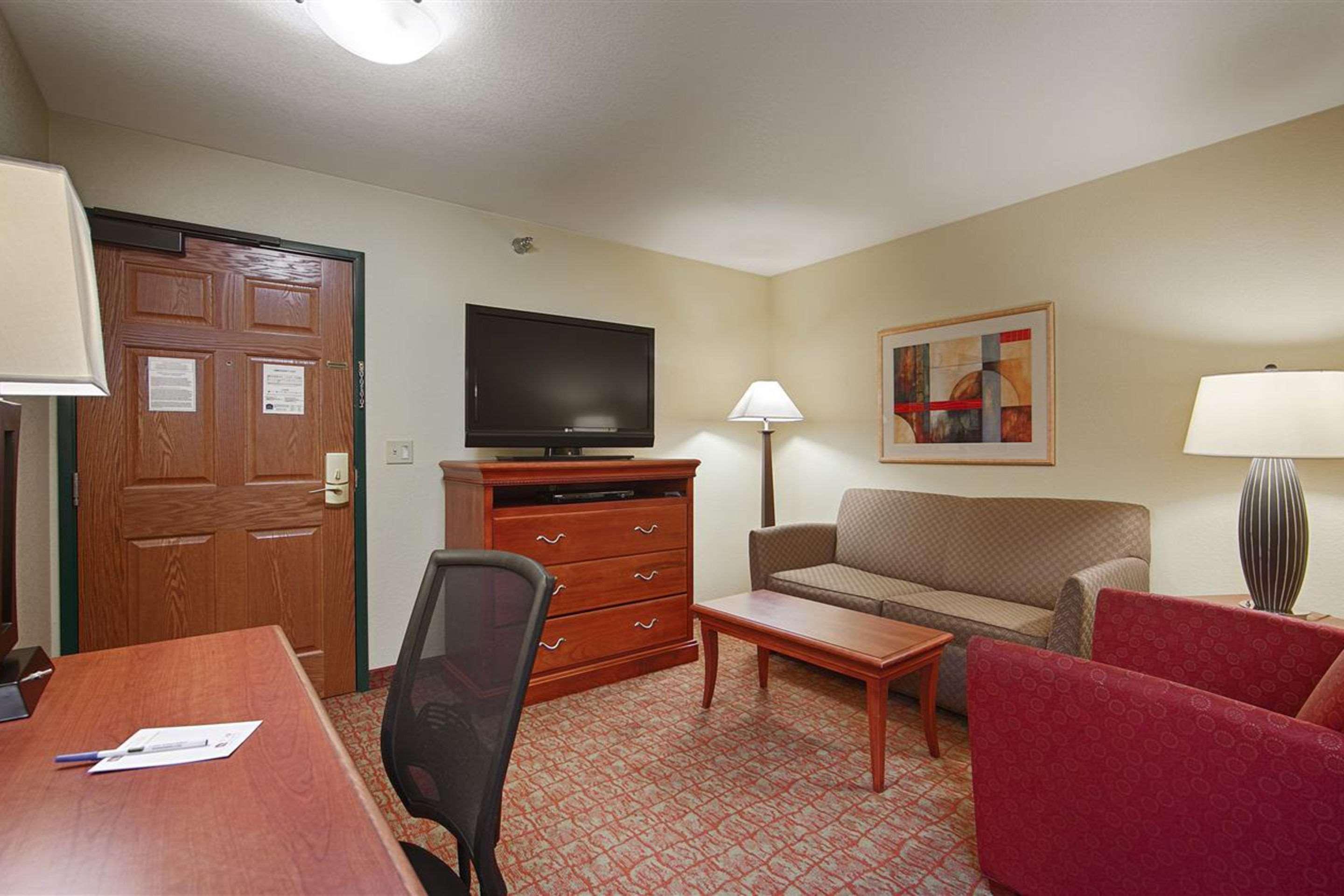 Heritage Hotel And Suites Дикинсън Екстериор снимка